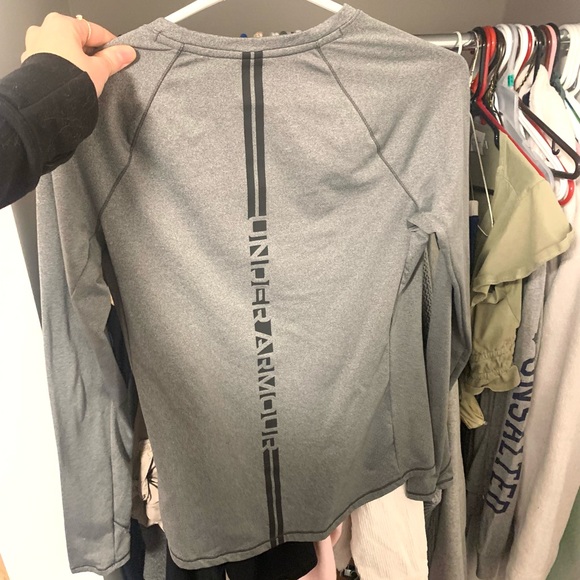 Long sleeve Under Armour shirt - Picture 3 of 4